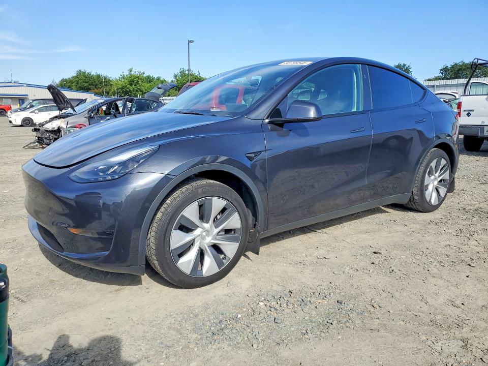 50799546 :رقم المزاد ، 7SAYGDED2RF046450 vin ، 2024 Tesla Model Y مزاد بيع