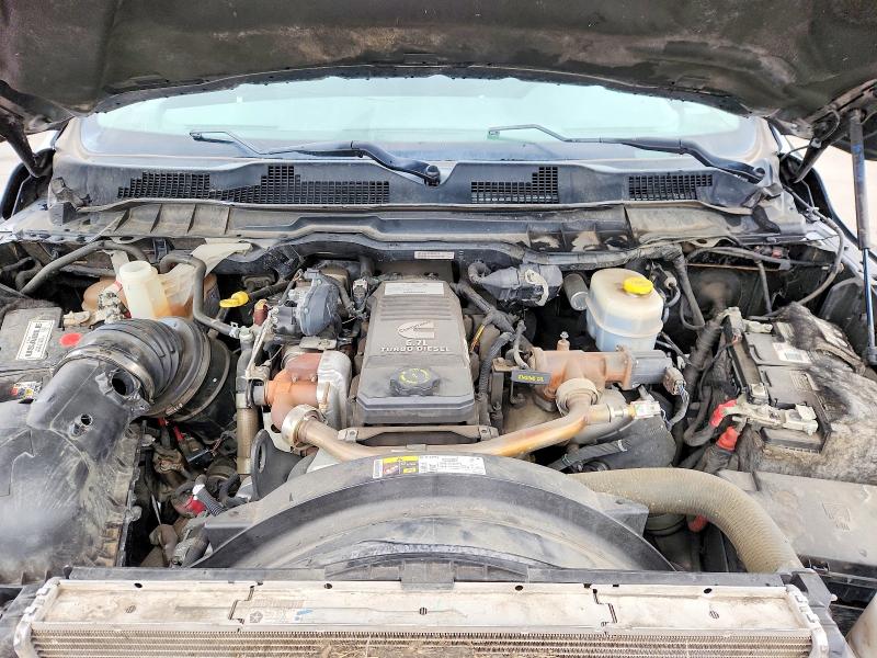50473986 :رقم المزاد ، 3C6UR5DL4JG424908 vin ، 2018 Ram 2500 مزاد بيع
