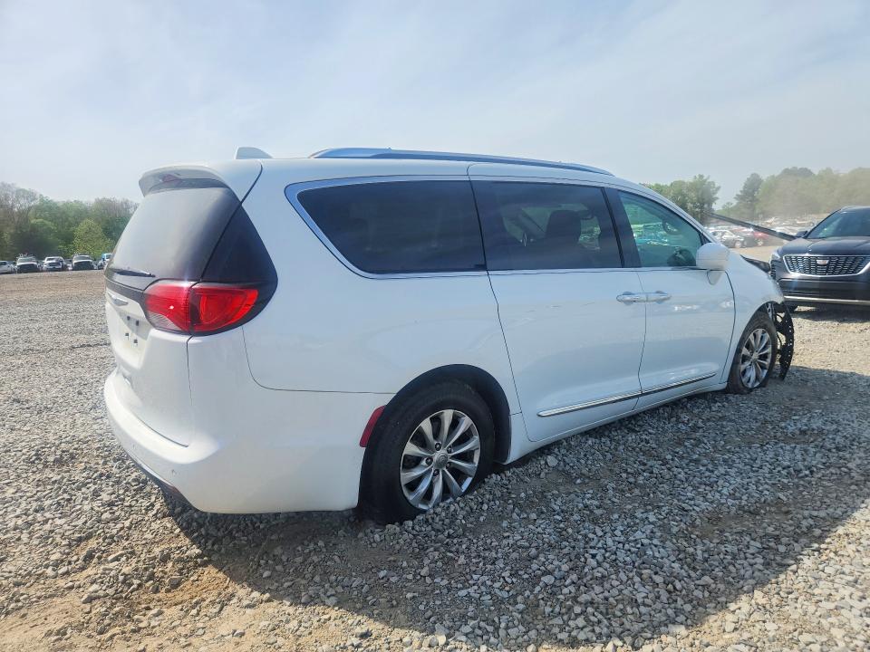 Продажа на аукционе авто 2019 Chrysler Pacifica, vin: 2C4RC1BG1KR626194, номер лота: 49139356
