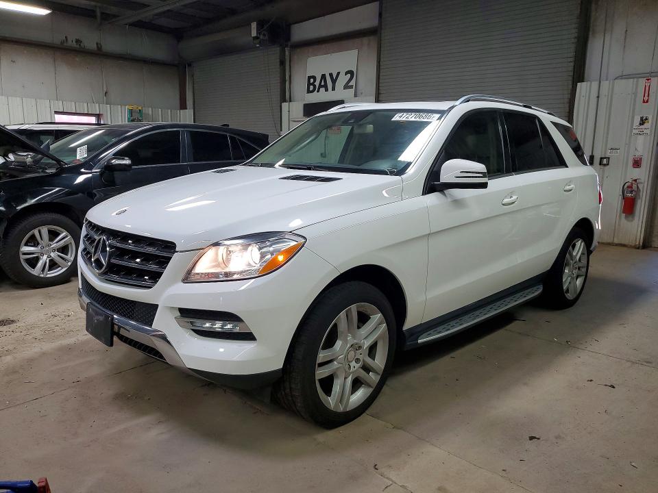 2015 Mercedes-benz Ml მანქანა იყიდება აუქციონზე, vin: 4JGDA5HB6FA563215, აუქციონის ნომერი: 47270686