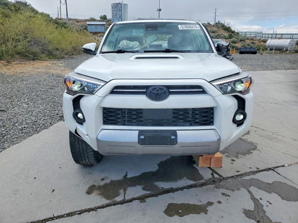 Aukcja sprzedaży 2022 Toyota 4runner, vin: JTERU5JR2N6044121, numer aukcji: 51658476