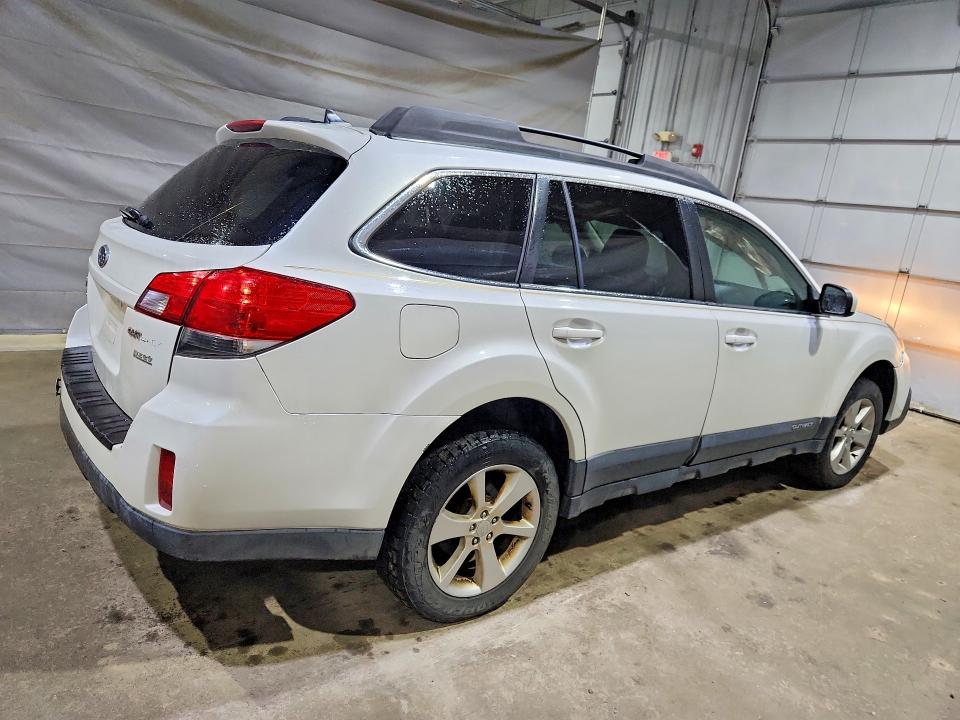 Продажа на аукционе авто 2014 Subaru Outback, vin: 4S4BRBCC9E3241153, номер лота: 49967426