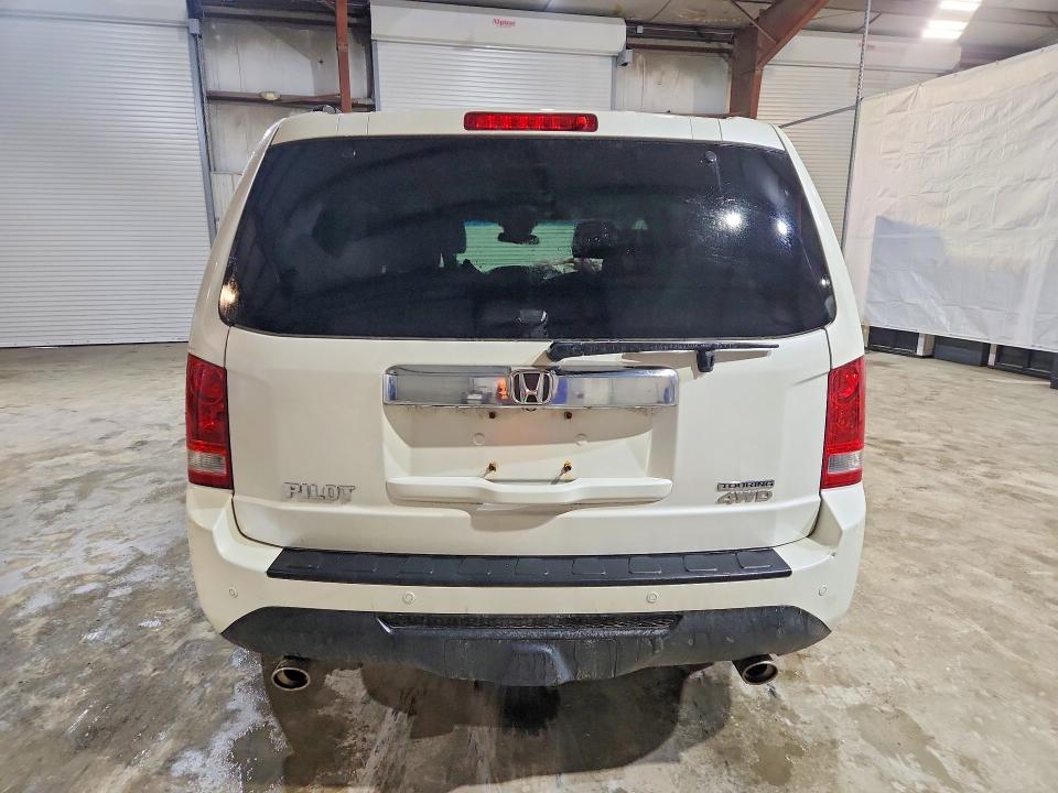 47471916 :رقم المزاد ، 5FNYF4H97FB007209 vin ، 2015 Honda Pilot مزاد بيع