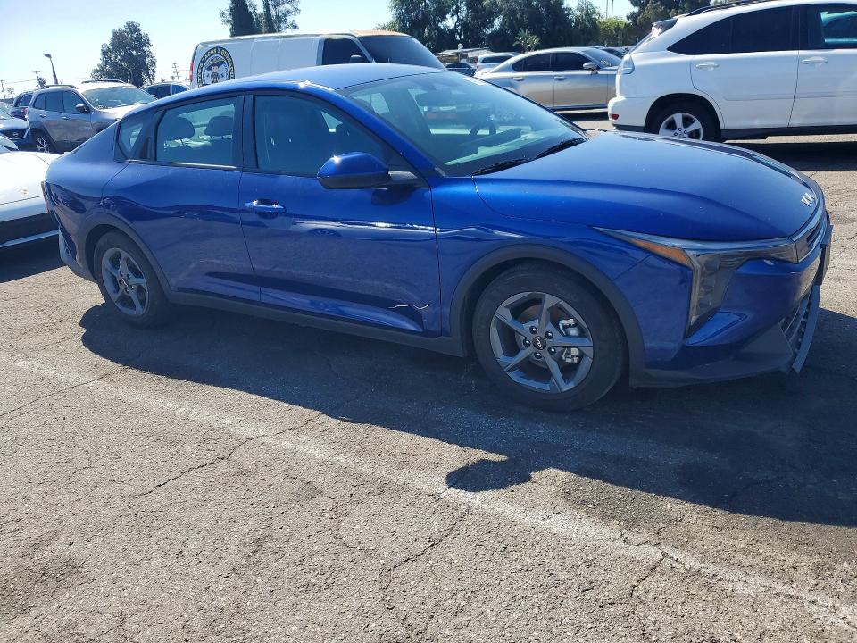 Продаж на аукціоні авто 2025 Kia K4, vin: 3KPFT4DEXSE097748, номер лоту: 49822266