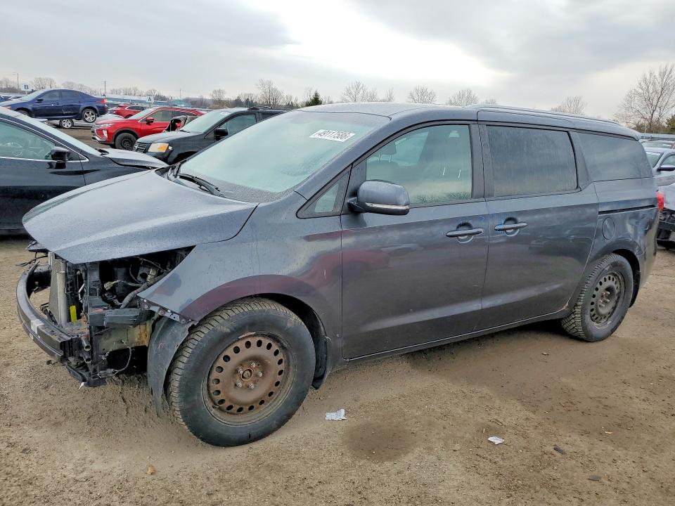 49117586 :رقم المزاد ، KNDMB5C18H6342706 vin ، 2017 Kia Sedona مزاد بيع