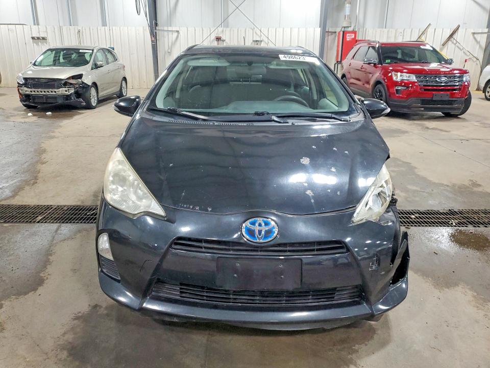 2014 Toyota Prius C მანქანა იყიდება აუქციონზე, vin: JTDKDTB39E1070586, აუქციონის ნომერი: 49862386
