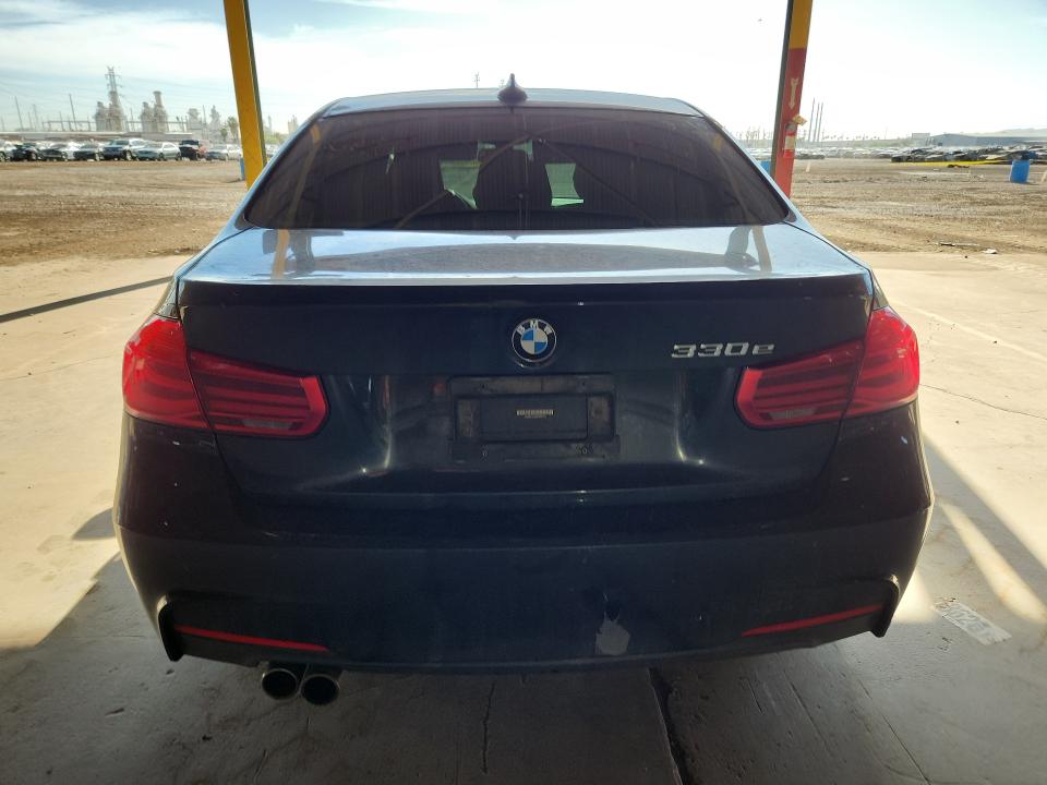 2017 Bmw 330e მანქანა იყიდება აუქციონზე, vin: WBA8E1C50HK895410, აუქციონის ნომერი: 48192156