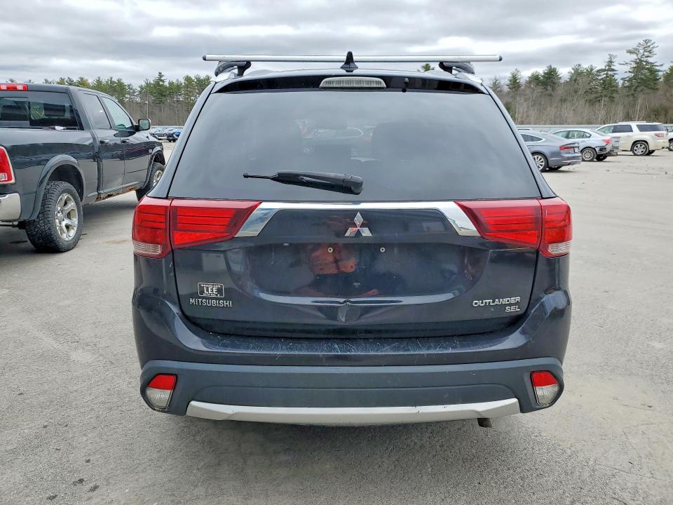 2017 Mitsubishi Outlander მანქანა იყიდება აუქციონზე, vin: JA4AZ3A34HZ029801, აუქციონის ნომერი: 47085616