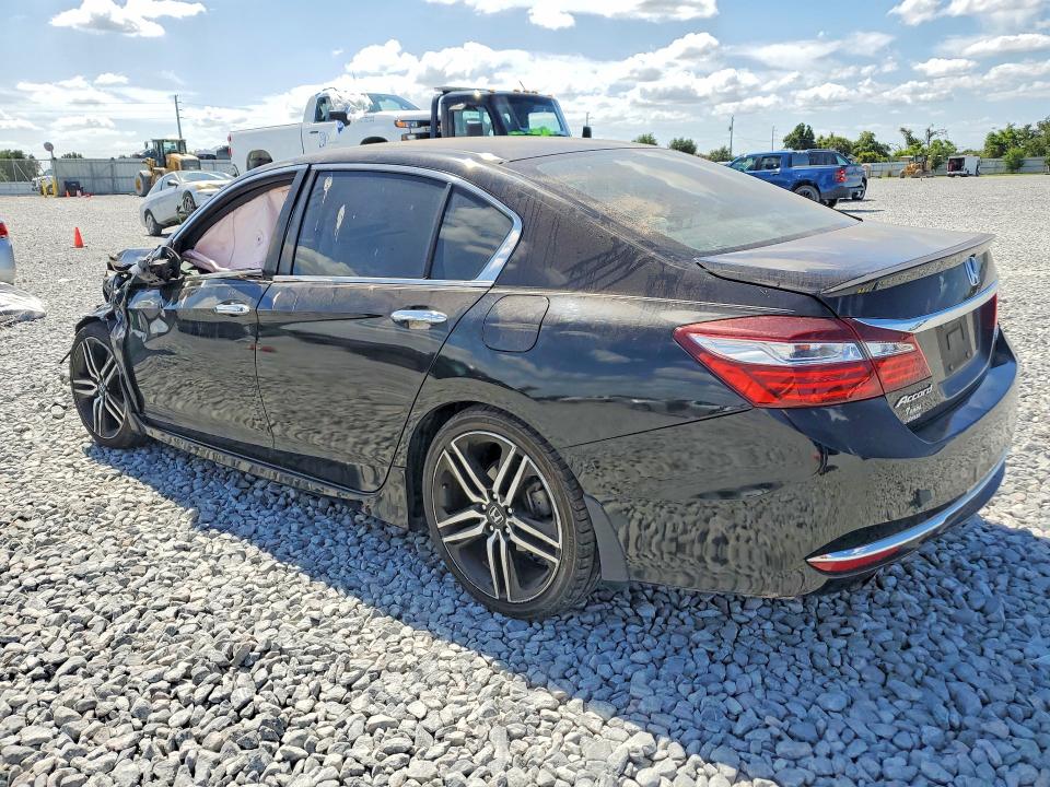 Продажа на аукционе авто 2017 Honda Accord, vin: 1HGCR2F66HA116790, номер лота: 50477526
