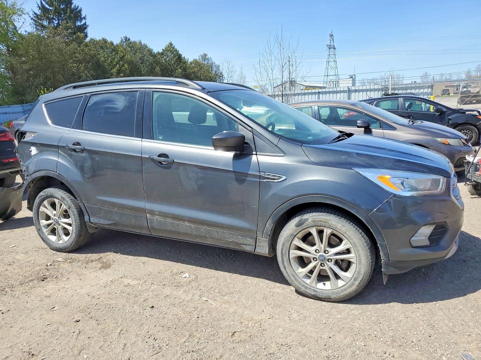 Продажа на аукционе авто 2017 Ford Escape, vin: 1FMCU9G93HUE79220, номер лота: 51317256