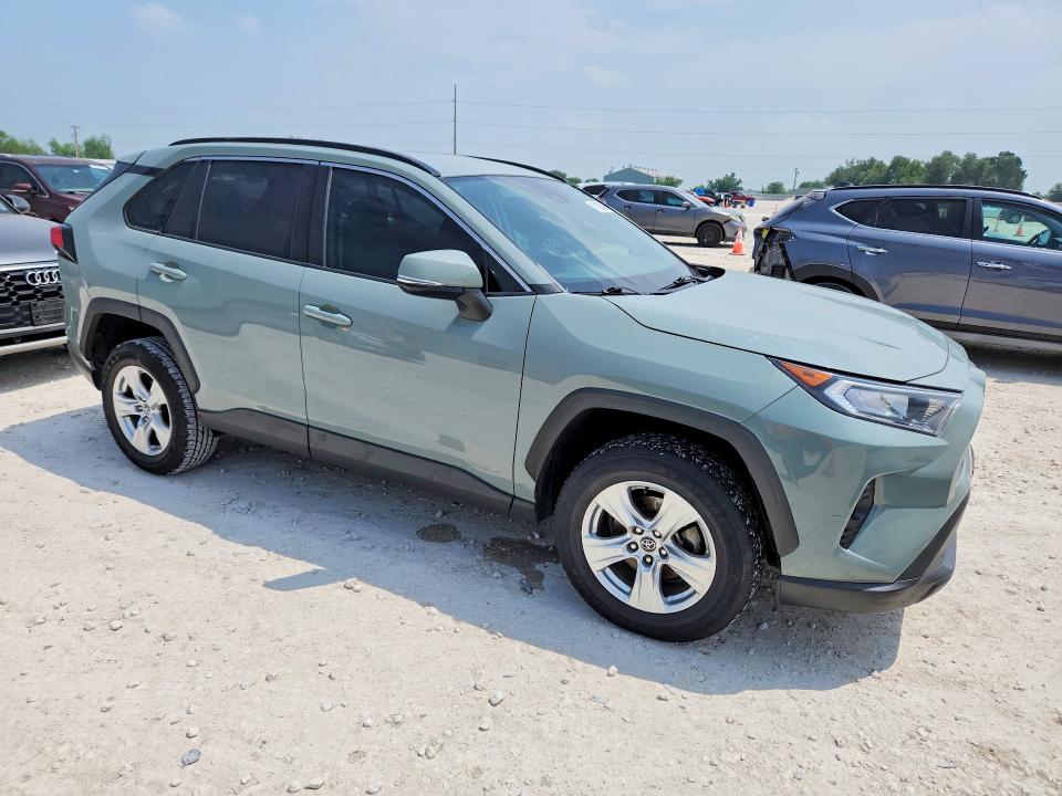 51638636 :رقم المزاد ، 2T3W1RFV1MW111964 vin ، 2021 Toyota Rav4 مزاد بيع