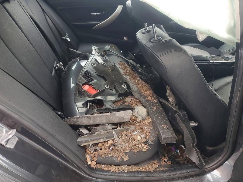 59729816 :رقم المزاد ، WBA8A3C54JA499595 vin ، 2018 Bmw 320 مزاد بيع