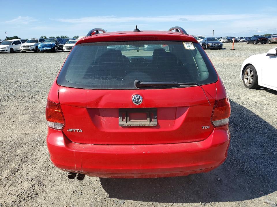 51465426 :رقم المزاد ، 3VWPL7AJ1EM623067 vin ، 2014 Volkswagen Jetta مزاد بيع