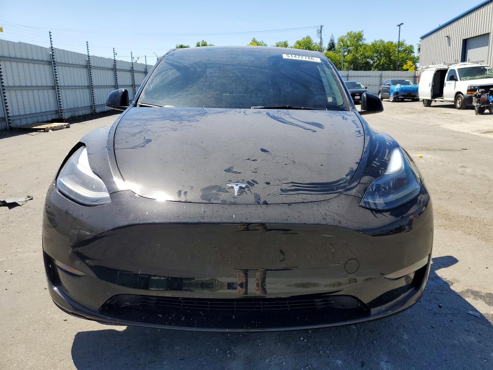 51472786 :رقم المزاد ، 7SAYGDEF5RF048615 vin ، 2024 Tesla Model Y مزاد بيع