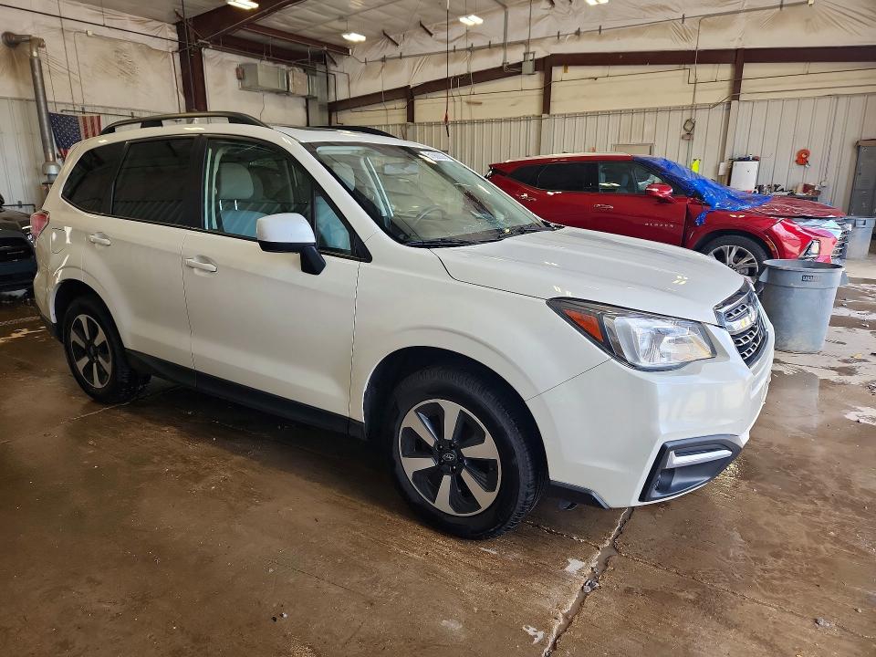 Продаж на аукціоні авто 2017 Subaru Forester, vin: JF2SJADC0HH571163, номер лоту: 51560006