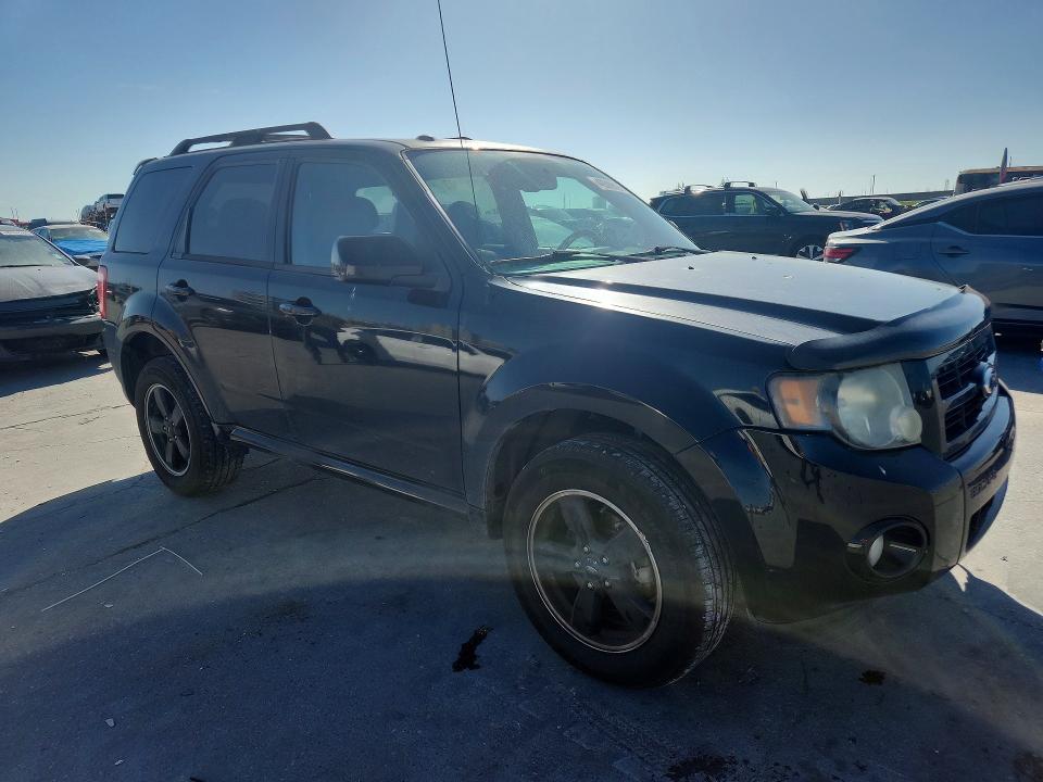 2010 Ford Escape მანქანა იყიდება აუქციონზე, vin: 1FMCU0DG7AKB54456, აუქციონის ნომერი: 49389826