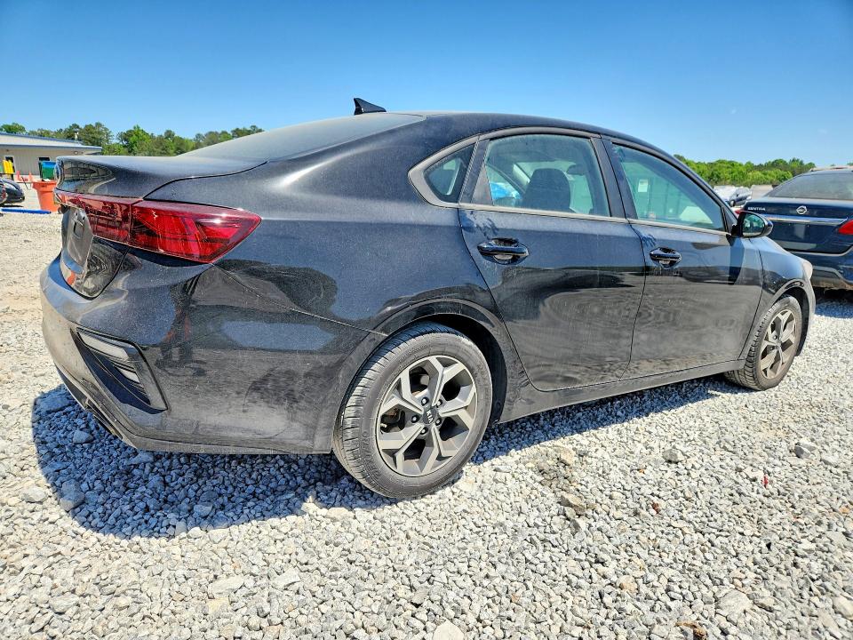 50287016 :رقم المزاد ، 3KPF24AD6ME266875 vin ، 2021 Kia Forte مزاد بيع