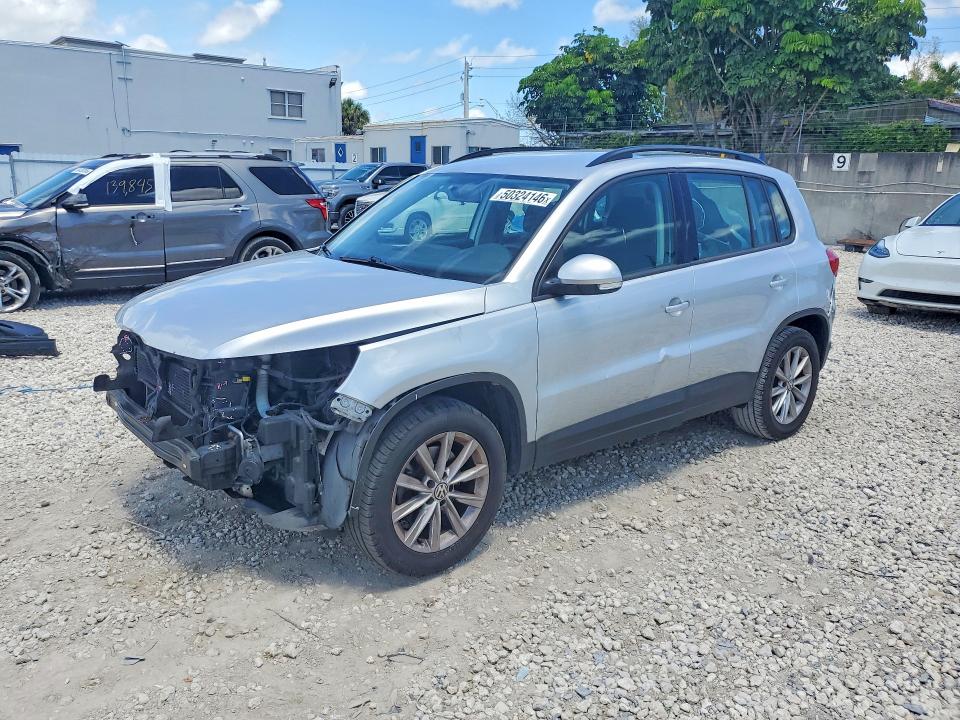 2018 Volkswagen Tiguan Limited მანქანა იყიდება აუქციონზე, vin: WVGBV7AX6JK000164, აუქციონის ნომერი: 50324146
