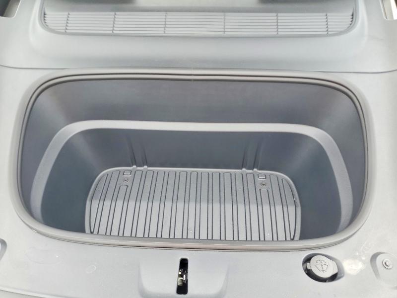 Продаж на аукціоні авто 2026 Tesla Model Y, vin: 7SAYGDED0TF601595, номер лоту: 50175226