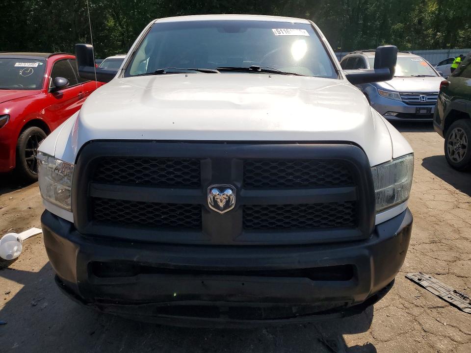 51161846 :رقم المزاد ، 3C6TR4HT7FG657978 vin ، 2015 Ram 2500 مزاد بيع
