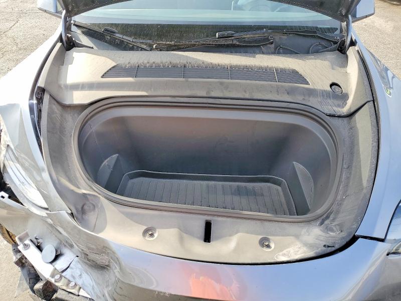 48396116 :رقم المزاد ، 7SAYGAEE5RF171062 vin ، 2024 Tesla Model Y مزاد بيع