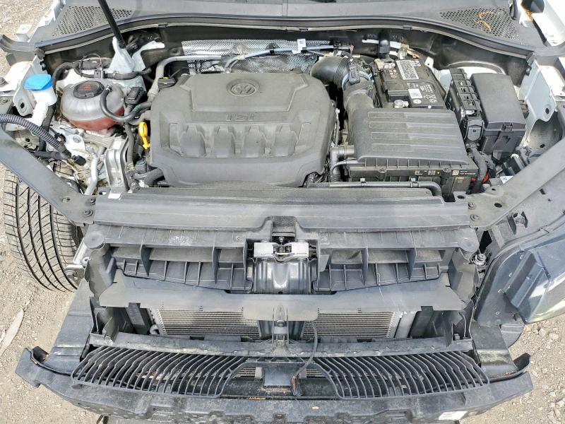 Продажа на аукционе авто 2022 Volkswagen Tiguan, vin: 3VVCB7AX0NM090879, номер лота: 49442256