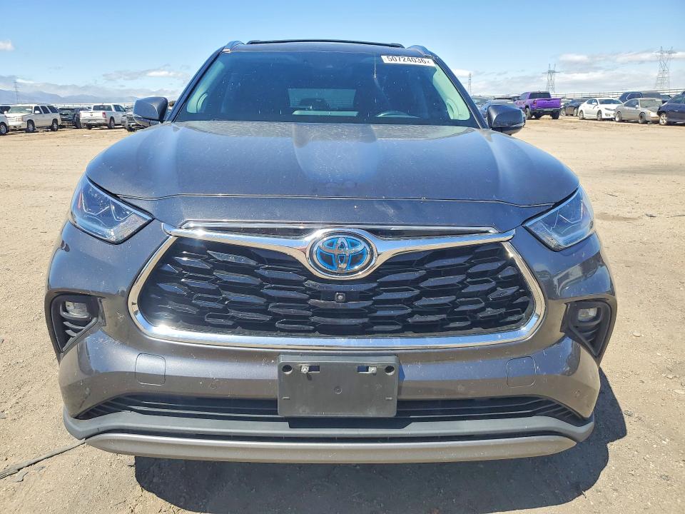 2023 Toyota Highlander Hybrid მანქანა იყიდება აუქციონზე, vin: 5TDEBRCH1PS107703, აუქციონის ნომერი: 50724036