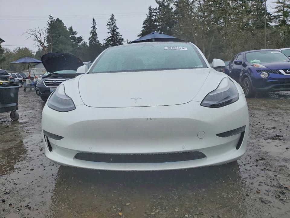 48188826 :رقم المزاد ، 5YJ3E1EA3MF929936 vin ، 2021 Tesla Model 3 مزاد بيع