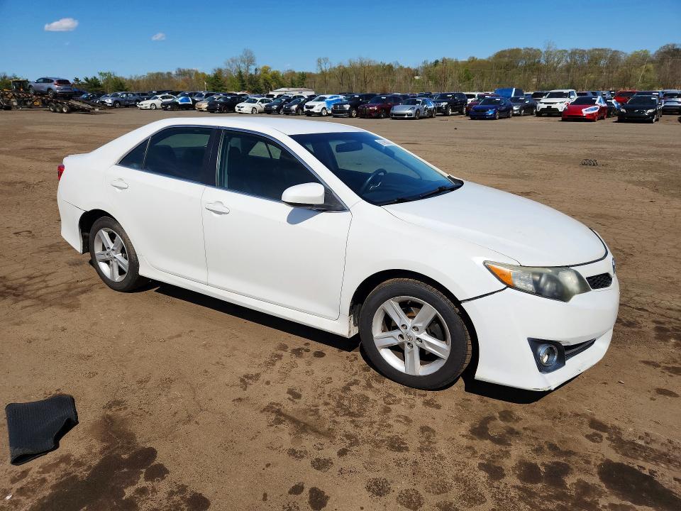 2014 Toyota Camry მანქანა იყიდება აუქციონზე, vin: 4T1BF1FKXEU758008, აუქციონის ნომერი: 50796036