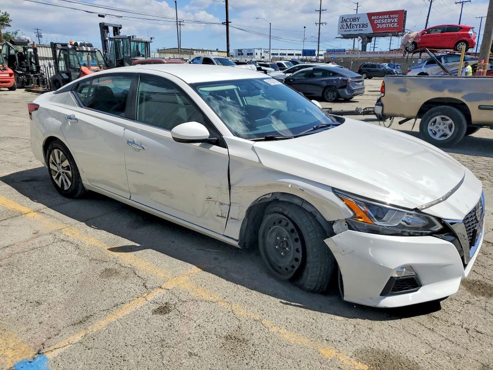 Auction sale of the 2020 Nissan Altima, vin: 1N4BL4BV9LC210041, lot number: 51337166