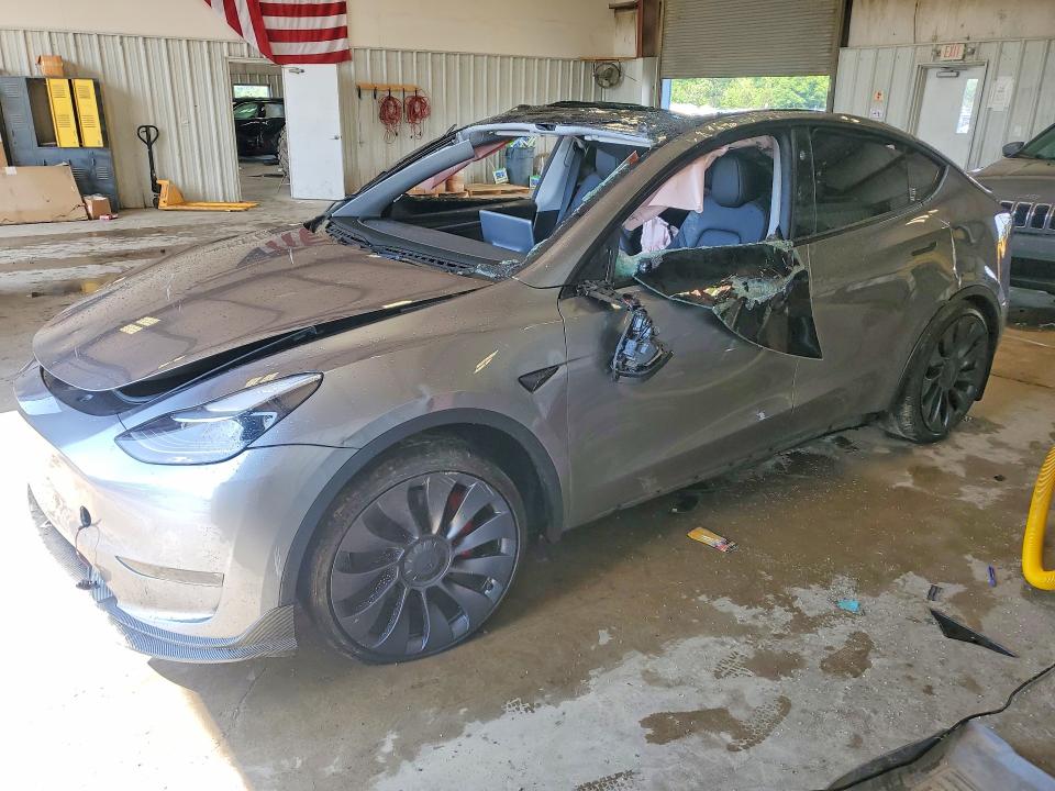 Продаж на аукціоні авто 2025 Tesla Model Y, vin: 7SAYGDEF5SA357262, номер лоту: 51495336