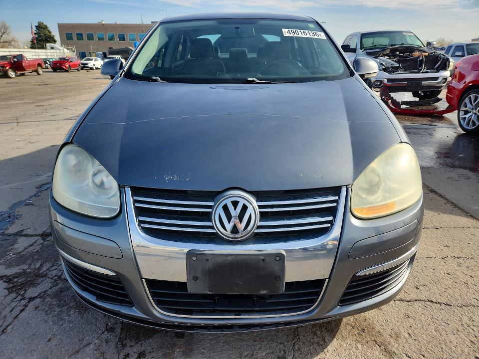 Продажа на аукционе авто 2008 Volkswagen Jetta, vin: 3VWRM81K58M077737, номер лота: 49016136