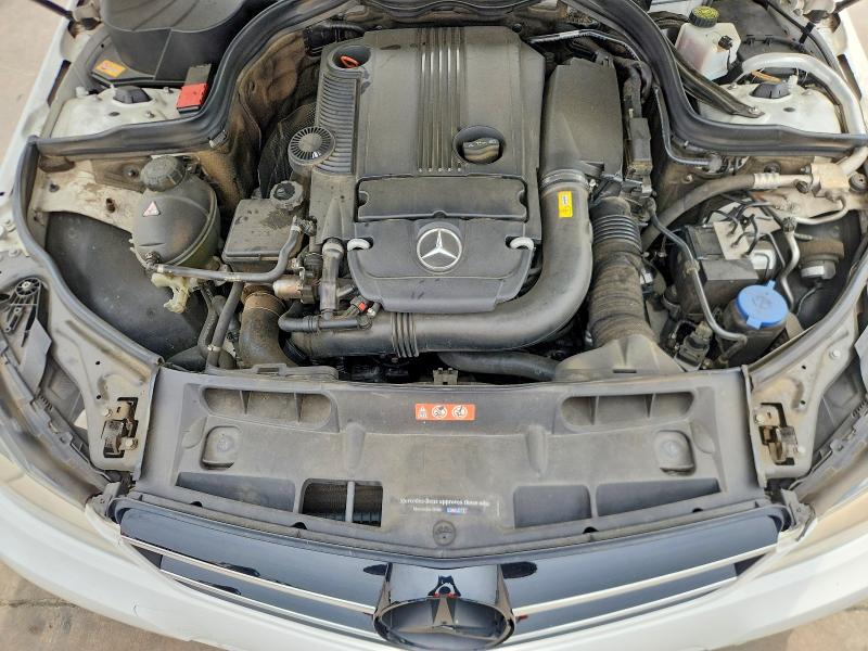 2014 Mercedes-benz C მანქანა იყიდება აუქციონზე, vin: WDDGJ4HB0EG265790, აუქციონის ნომერი: 50560686