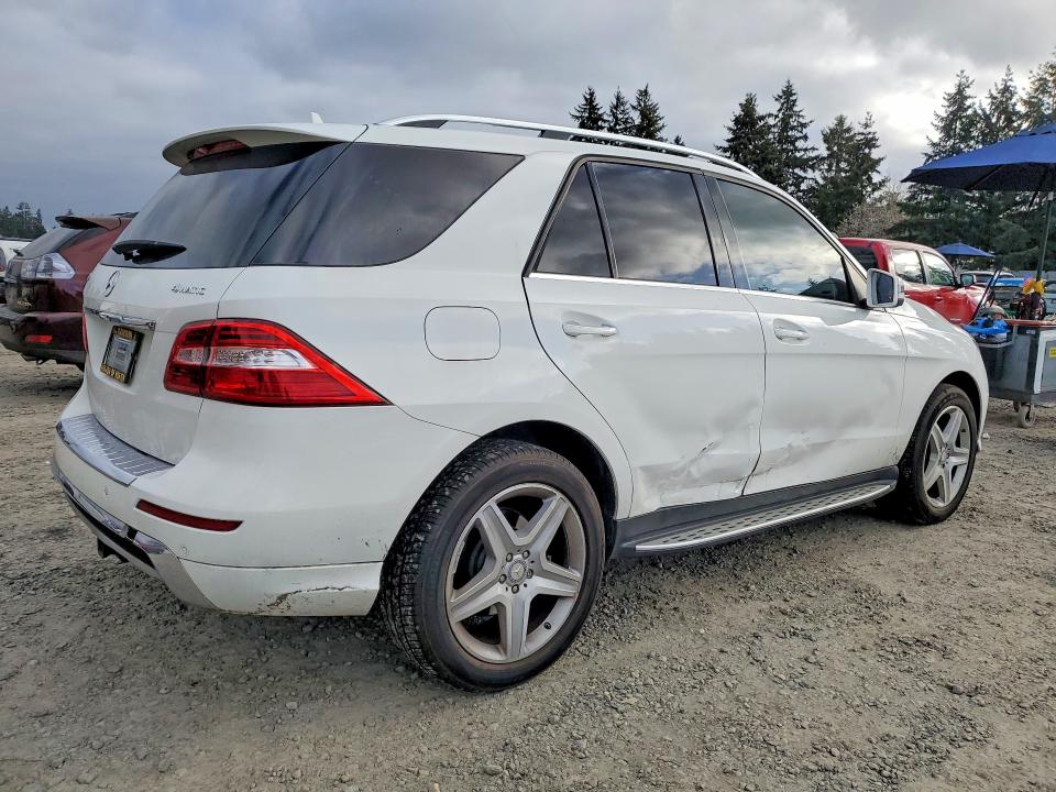 Продажа на аукционе авто 2015 Mercedes-benz Ml, vin: 4JGDA5HB2FA491204, номер лота: 48700136