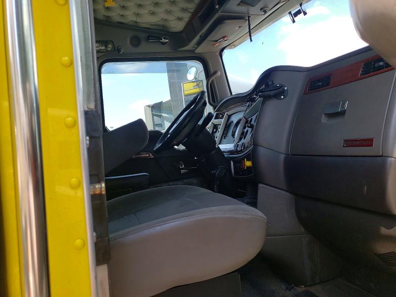 49881886 :رقم المزاد ، 1XKWD48X96R144582 vin ، 2006 Kenworth Construction مزاد بيع