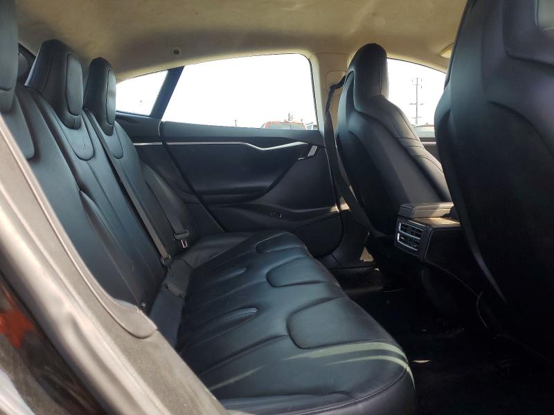 Продажа на аукционе авто 2015 Tesla Model S, vin: 5YJSA1E13FF115036, номер лота: 51166846