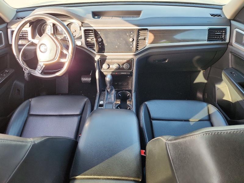 49583696 :رقم المزاد ، 1V2ER2CA8JC528783 vin ، 2018 Volkswagen Atlas مزاد بيع
