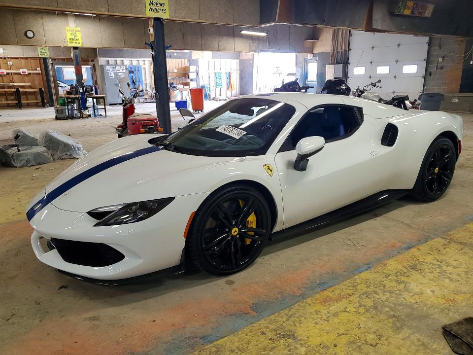 48787396 :رقم المزاد ، ZFF01SMA0S0317969 vin ، 2025 Ferrari 296 Gts مزاد بيع
