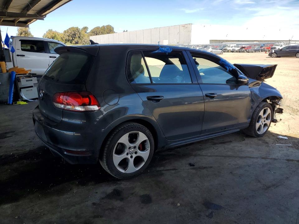 49154086 :رقم المزاد ، WVWHD7AJ7AW395672 vin ، 2010 Volkswagen Gti مزاد بيع