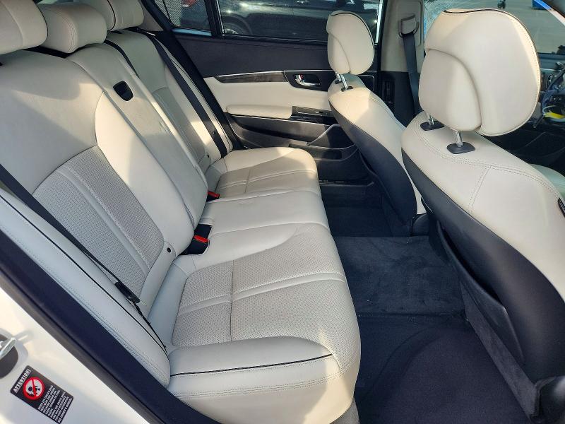 Продажа на аукционе авто 2015 Kia K900, vin: KNALW4D40F6022857, номер лота: 49893966