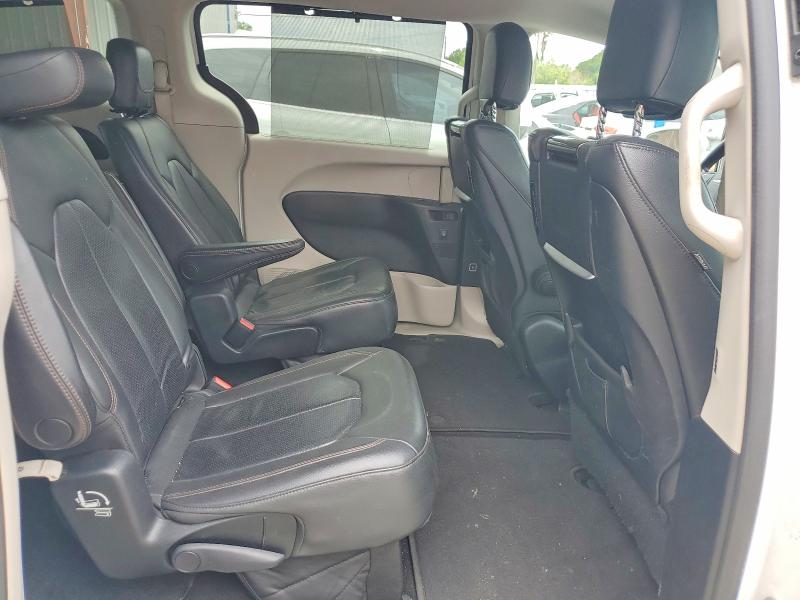 Продаж на аукціоні авто 2017 Chrysler Pacifica, vin: 2C4RC1EG3HR684196, номер лоту: 49960706