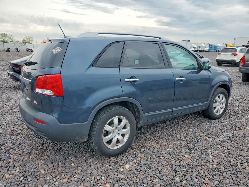 Продажа на аукционе авто 2011 Kia Sorento, vin: 5XYKT4A27BG149736, номер лота: 51021136