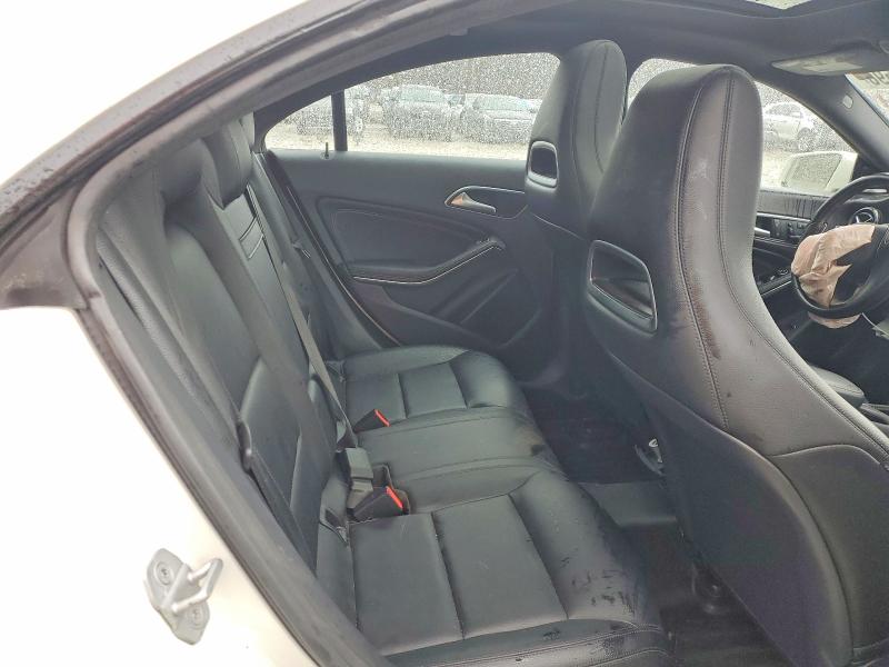 48148596 :رقم المزاد ، WDDSJ4EB8FN168882 vin ، 2015 Mercedes-benz Cla مزاد بيع