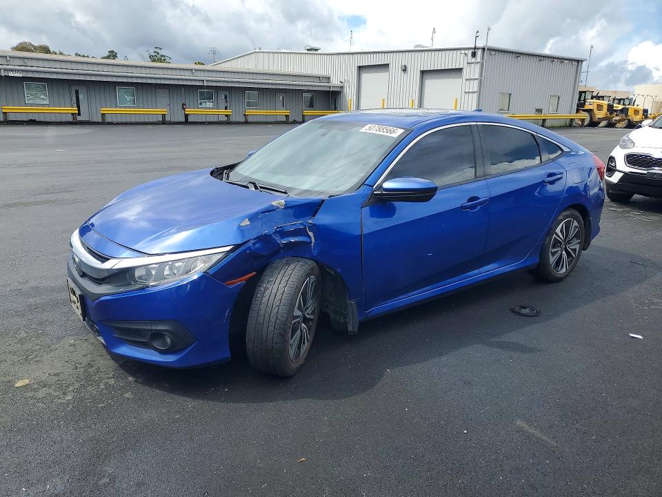 50788566 :رقم المزاد ، JHMFC1F33JX015768 vin ، 2018 Honda Civic مزاد بيع