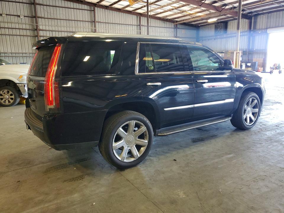 50545676 :رقم المزاد ، 1GYS4BKJ7JR395770 vin ، 2018 Cadillac Escalade مزاد بيع