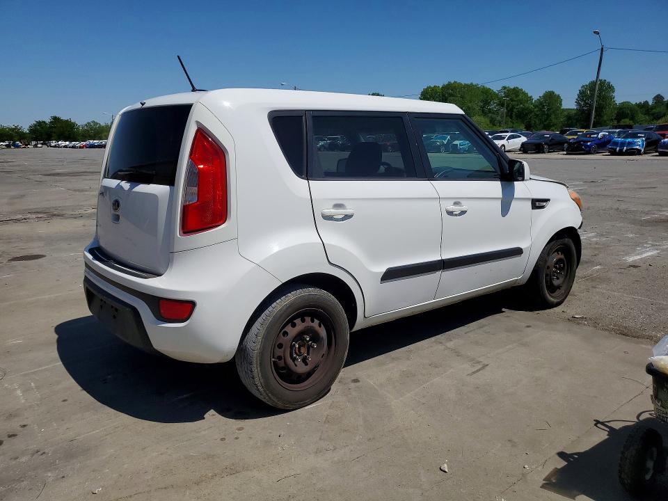2013 Kia Soul მანქანა იყიდება აუქციონზე, vin: KNDJT2A57D7494033, აუქციონის ნომერი: 50409206