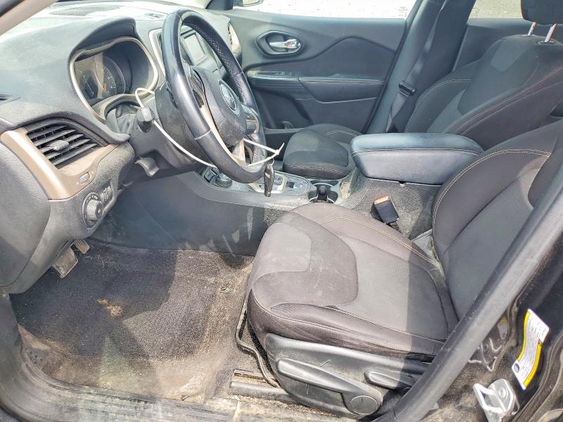 50633006 :رقم المزاد ، 1C4PJMCSXFW758594 vin ، 2015 Jeep Cherokee مزاد بيع