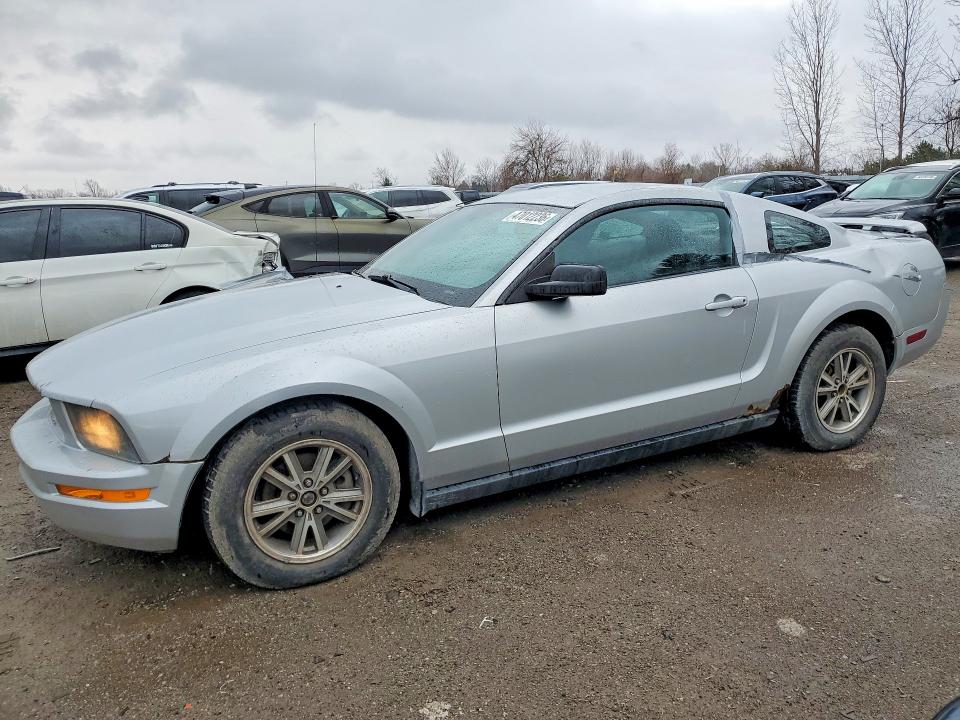 Продажа на аукционе авто 2005 Ford Mustang, vin: 1ZVHT80N555114460, номер лота: 47012236