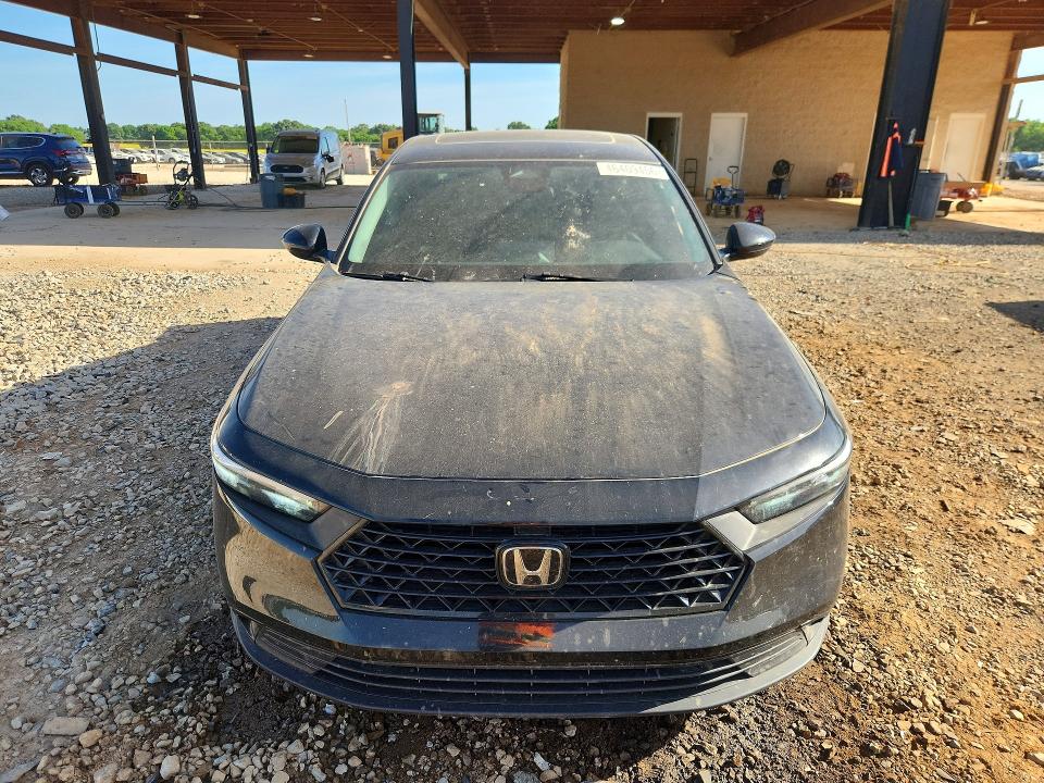 46409456 :رقم المزاد ، 1HGCY1F37RA000289 vin ، 2024 Honda Accord مزاد بيع