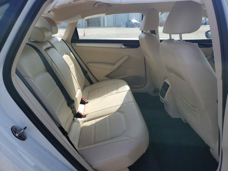 50446656 :رقم المزاد ، 1VWLA7A36KC001258 vin ، 2019 Volkswagen Passat مزاد بيع